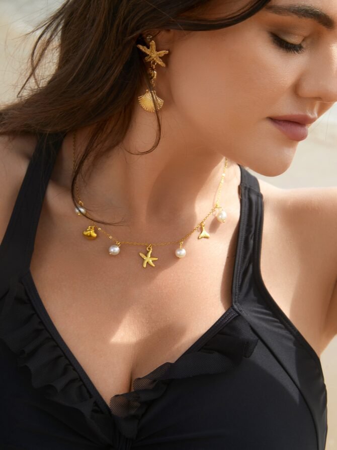 Starfish Charm Gold Tone Necklace - Image 4