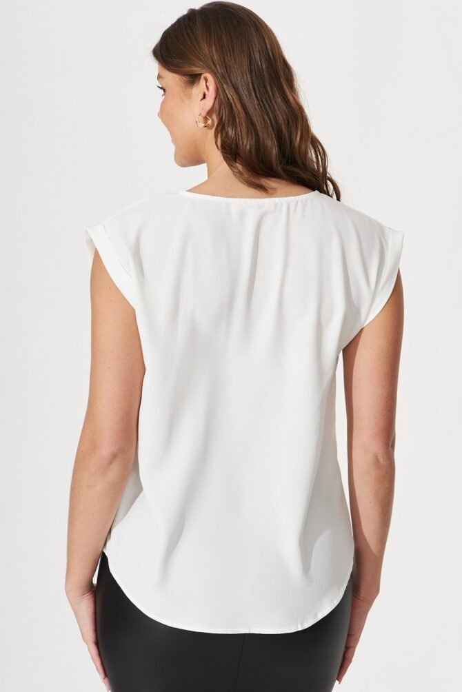 Top In White - Image 5