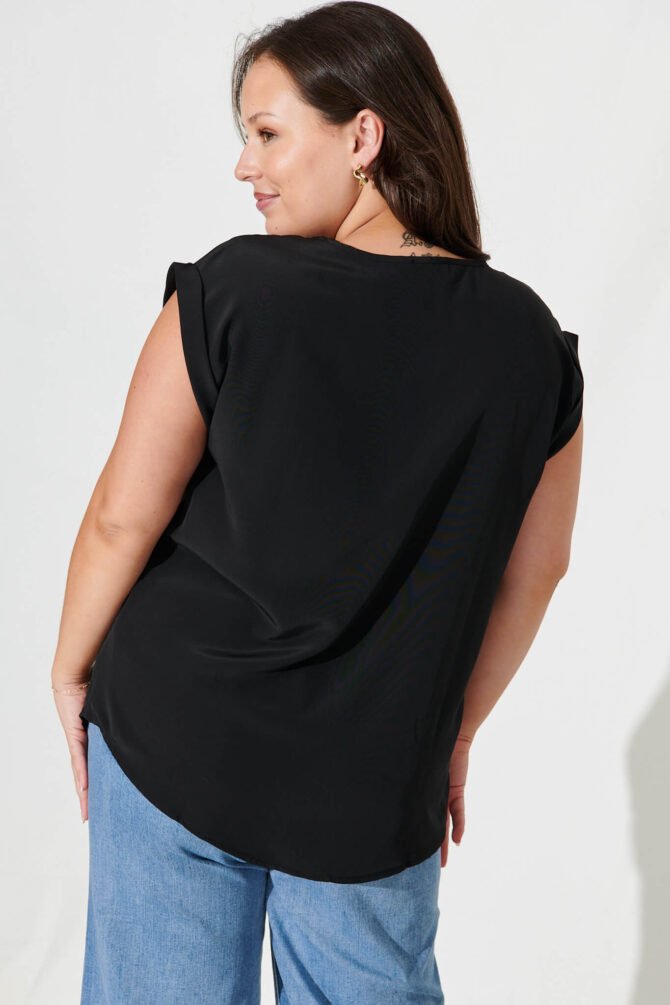 Top in Black - Image 8