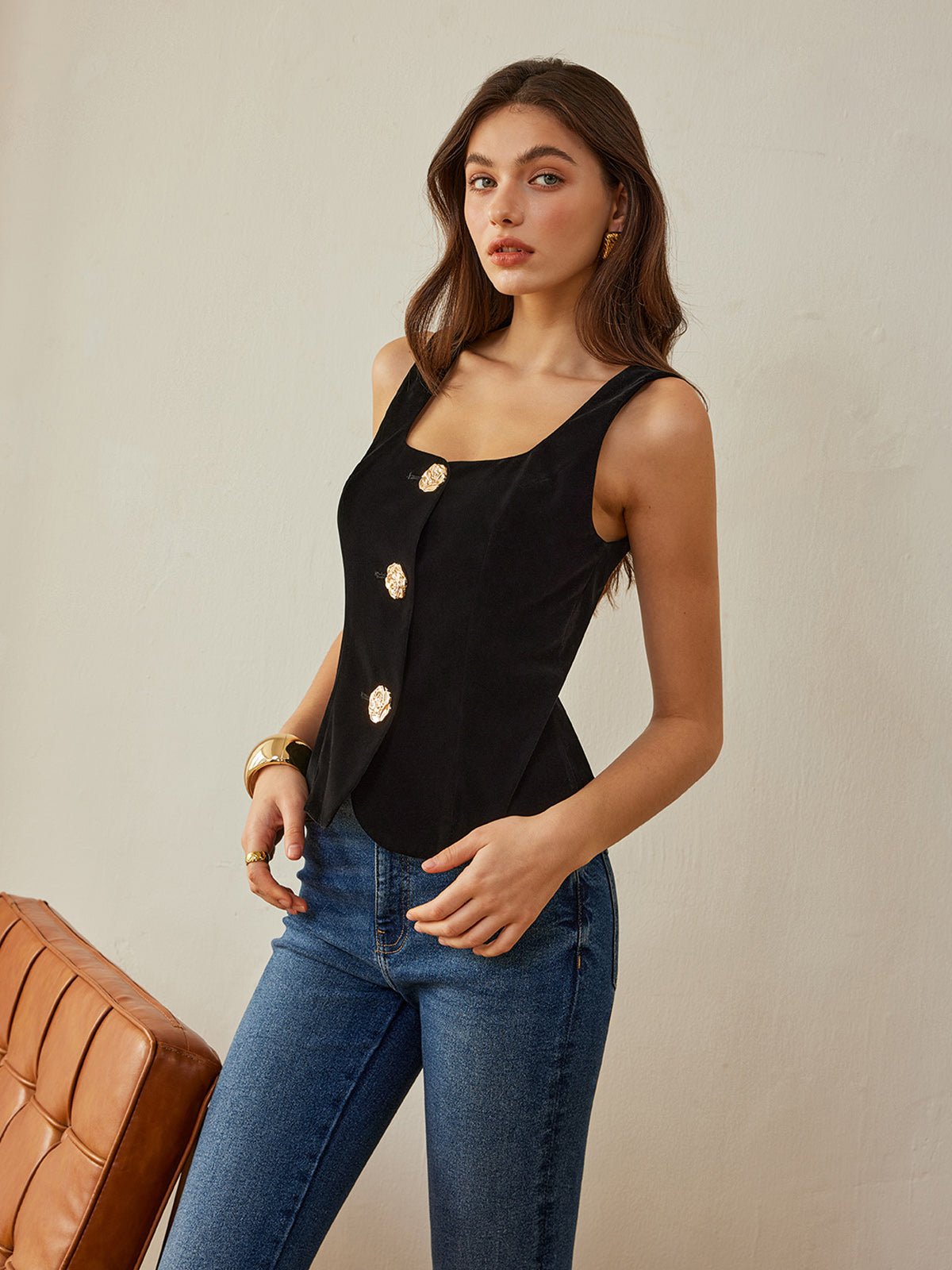 Velvet Metal-Button Vest - Image 3