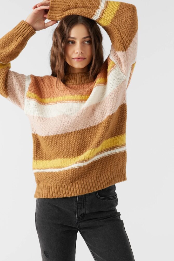 MOCKNECK OVERSIZED SWEATER