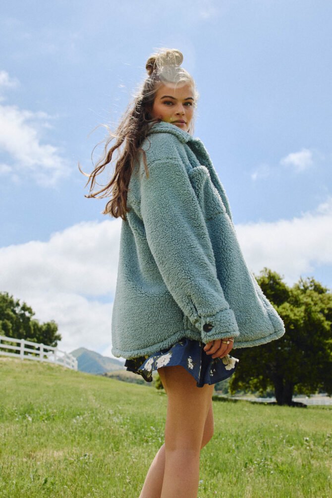 HIGH PILE OVERSIZED FLEECE JACKET - Image 2