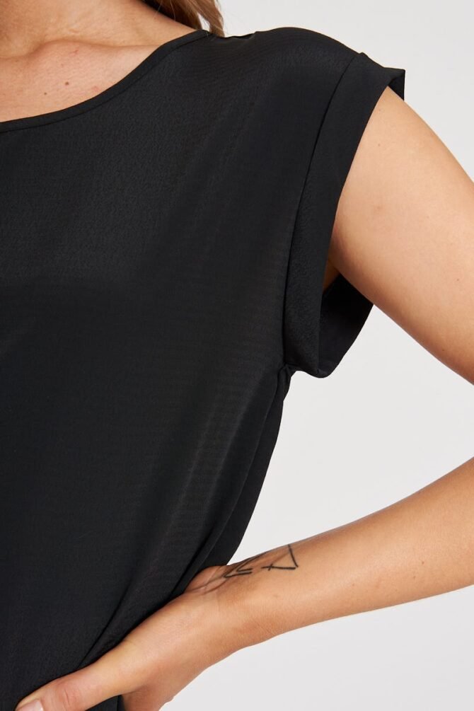 Top in Black - Image 9